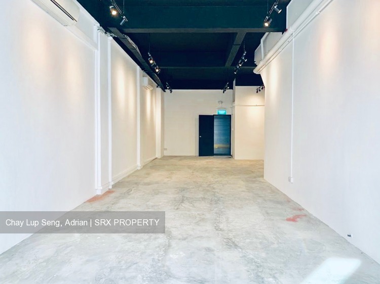 Sam Leong Road (D8), Shop House #210819411